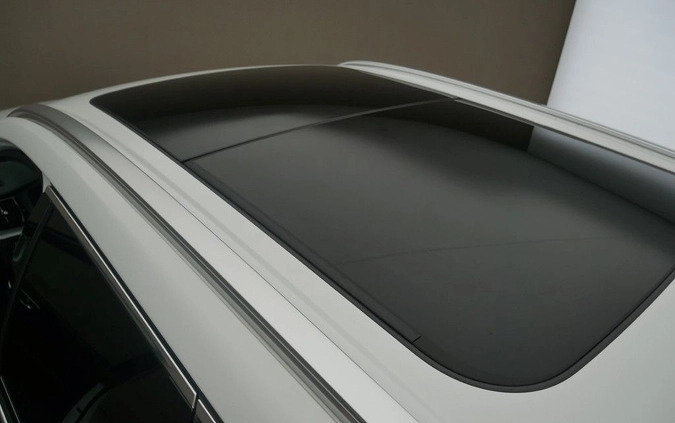Volvo XC 60 cena 179899 przebieg: 67788, rok produkcji 2020 z Warszawa małe 436